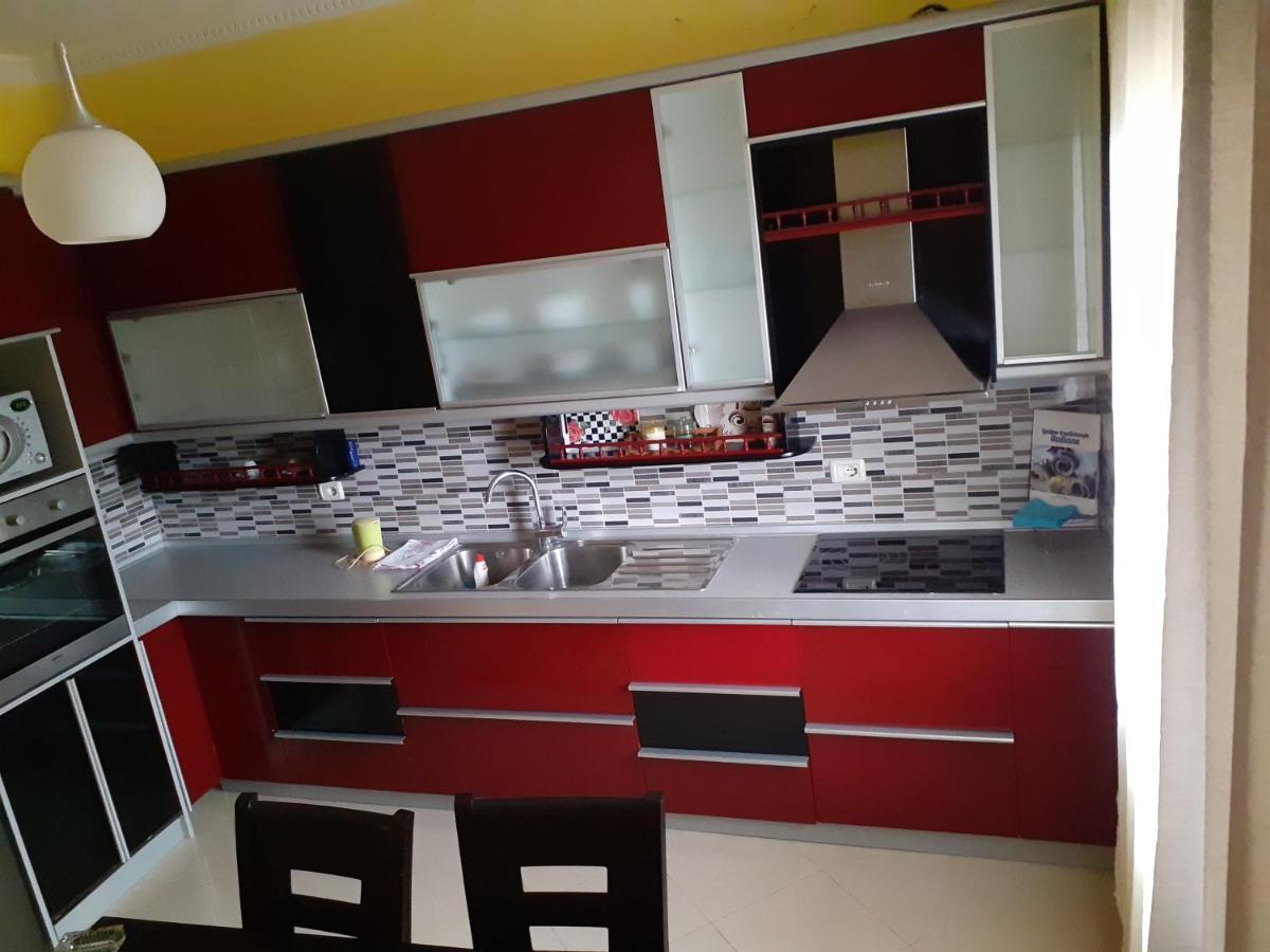 Kanushi House Gjirokastër Esterno foto