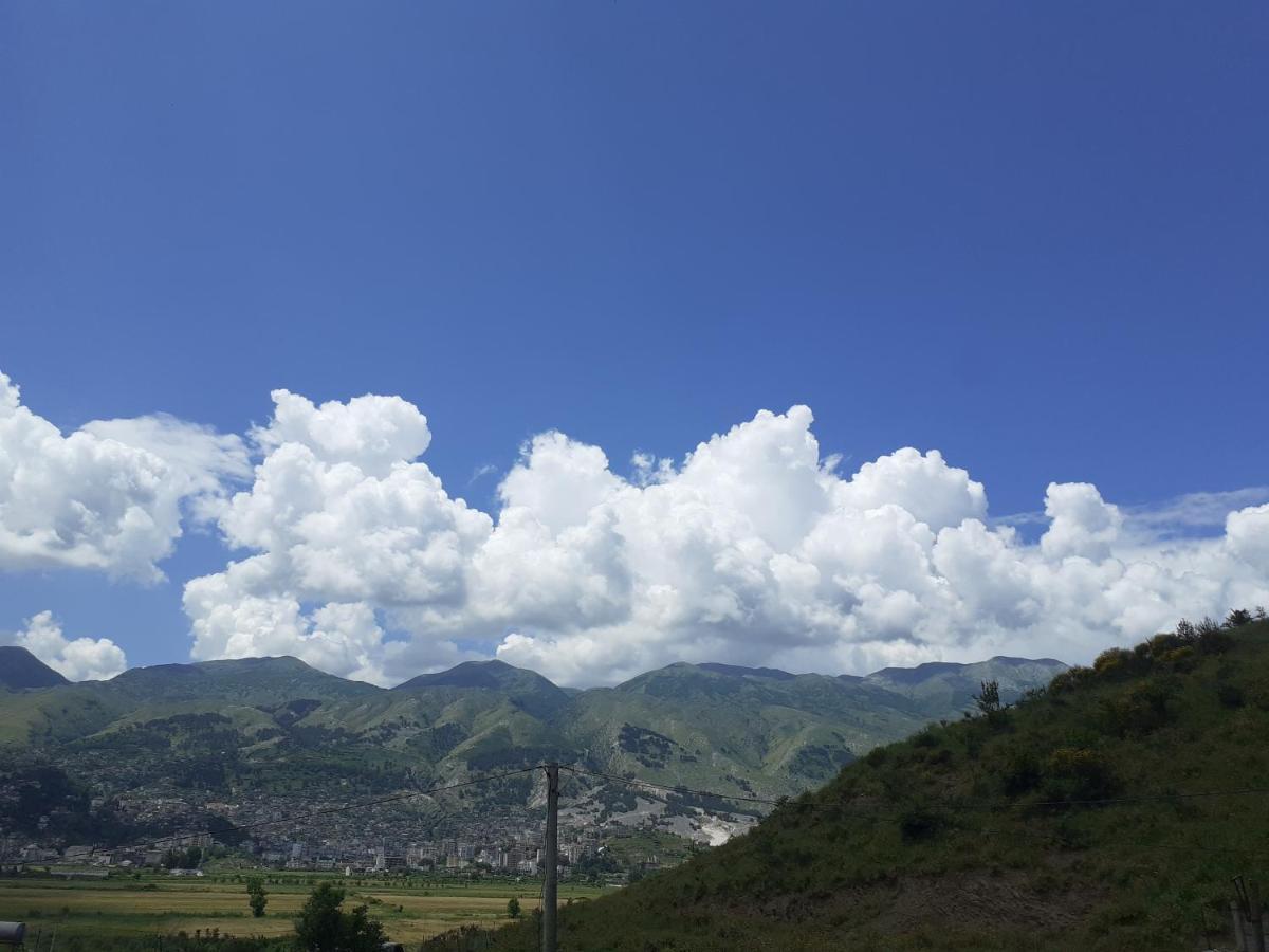 Kanushi House Gjirokastër Esterno foto