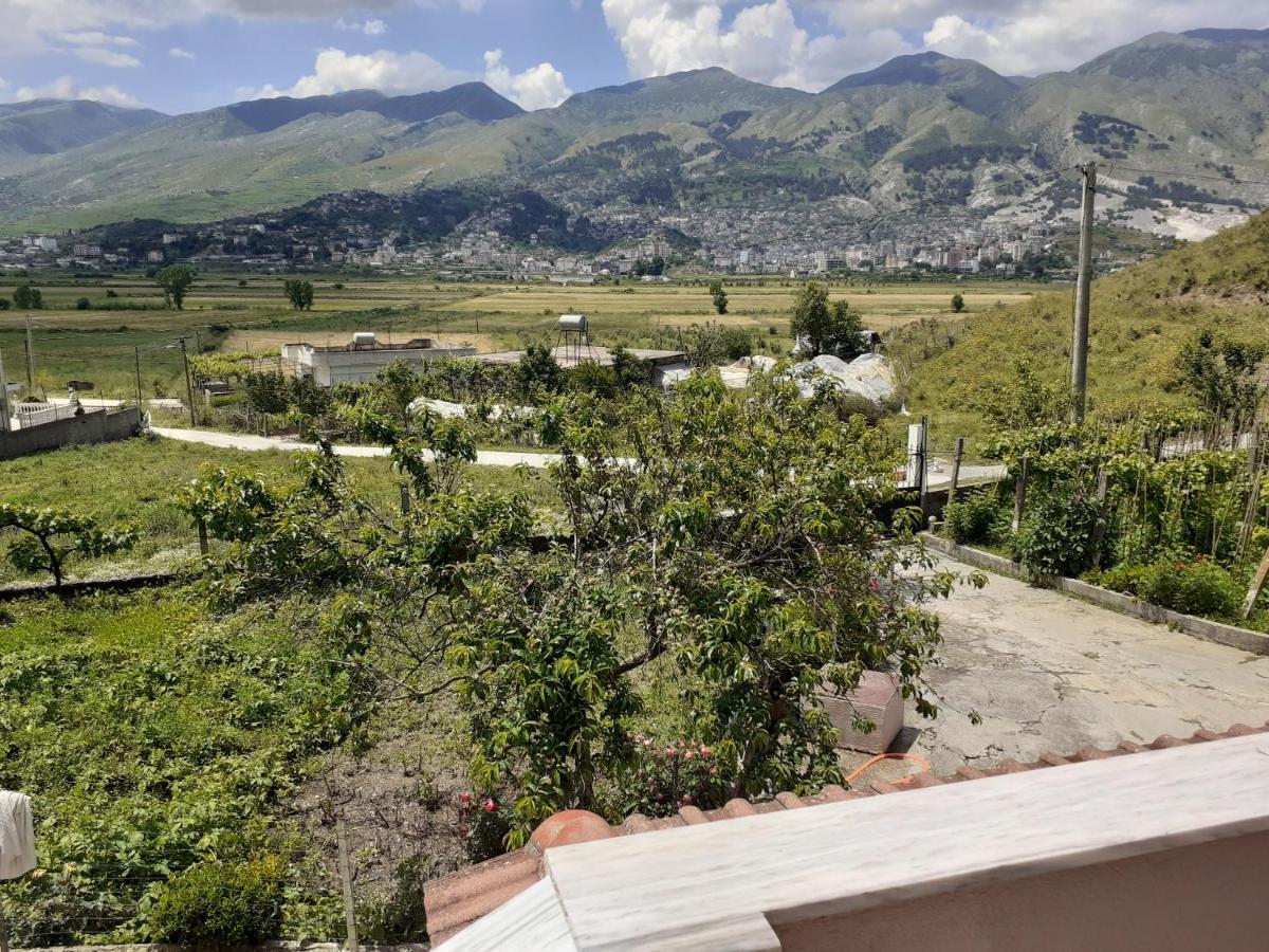 Kanushi House Gjirokastër Esterno foto